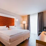 Berggasthof Koenigstuhl Hotel 4*