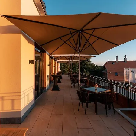 Berggasthof Koenigstuhl 酒店 4*