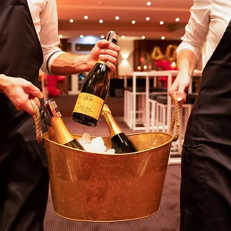 Berggasthof Koenigstuhl Hotell