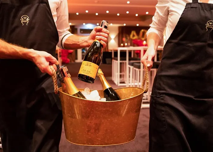 Berggasthof Koenigstuhl Hotel